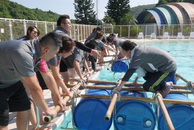 Raft Building in Swimming Pool 3